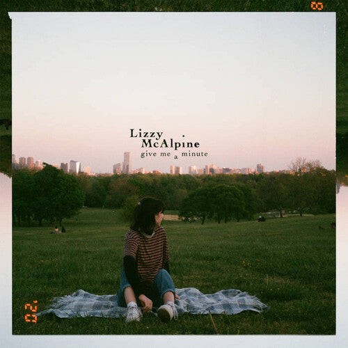 Lizzy McAlpine- Give Me a Minute - Pink (Colored Vinyl, Pink) ( LP )