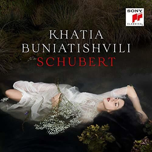 Khatia Buniatishvili: Khatia Buniatishvili Plays { Record }