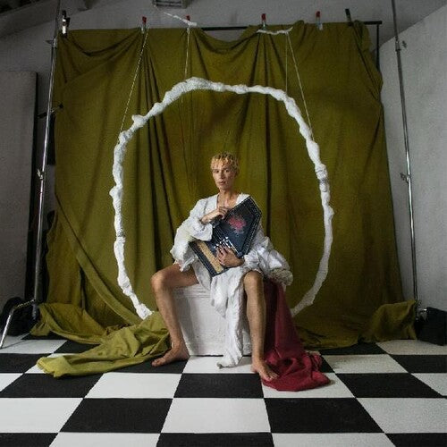 Douglas Dare: Milkteeth { Record }