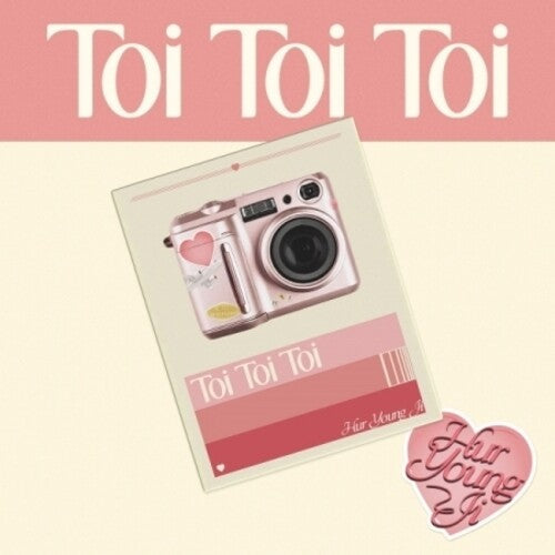 Hur Young Ji: Toi Toi Toi - incl. 108pg Photobook, Door Hanger, 2 Postcards, Sticker, Ticket, + 2 Photocards - CD